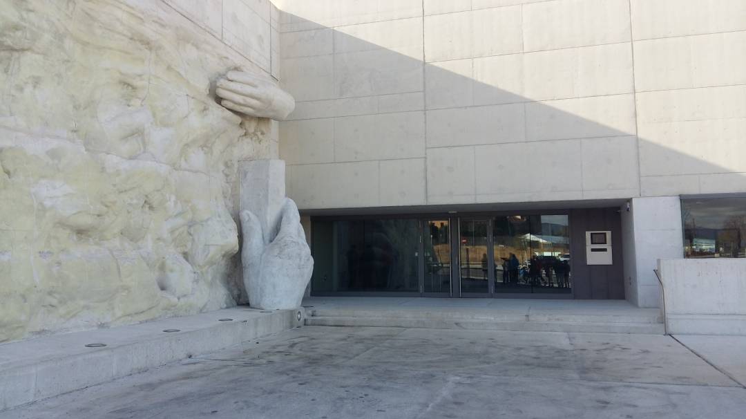 Entrada a la Bibliotecca Pública de Segovia 