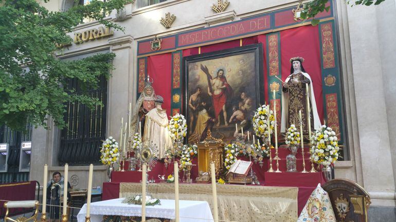 Primer premio del concurso de altares de Corpus en Granada