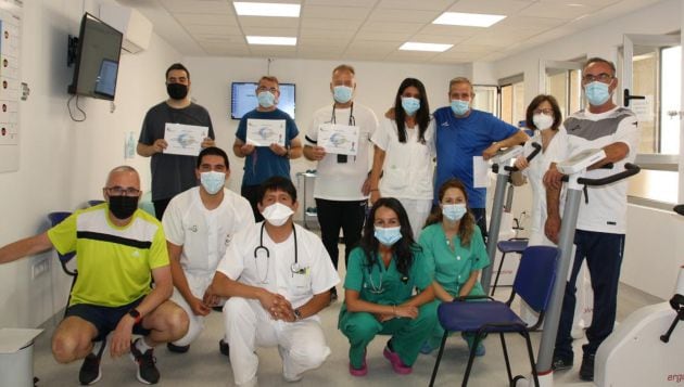 Grupo de pacientes de la Unidad de Rehabilitación Cardiorespiratoria de Cuenca.