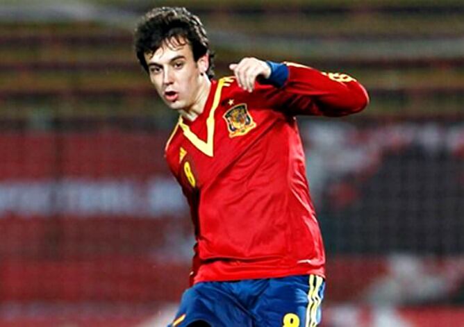 Rubén Pardo, durante un partido con la selección española sub.21.