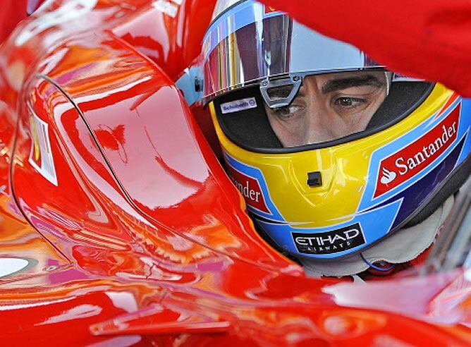 Fernando Alonso, durante los entrenamientos en Cheste