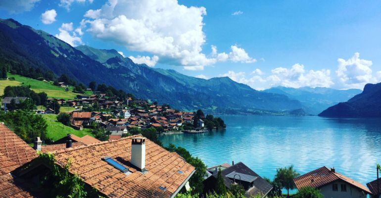 Interlaken (Vistas del pueblo Oberried am Brienzersee)