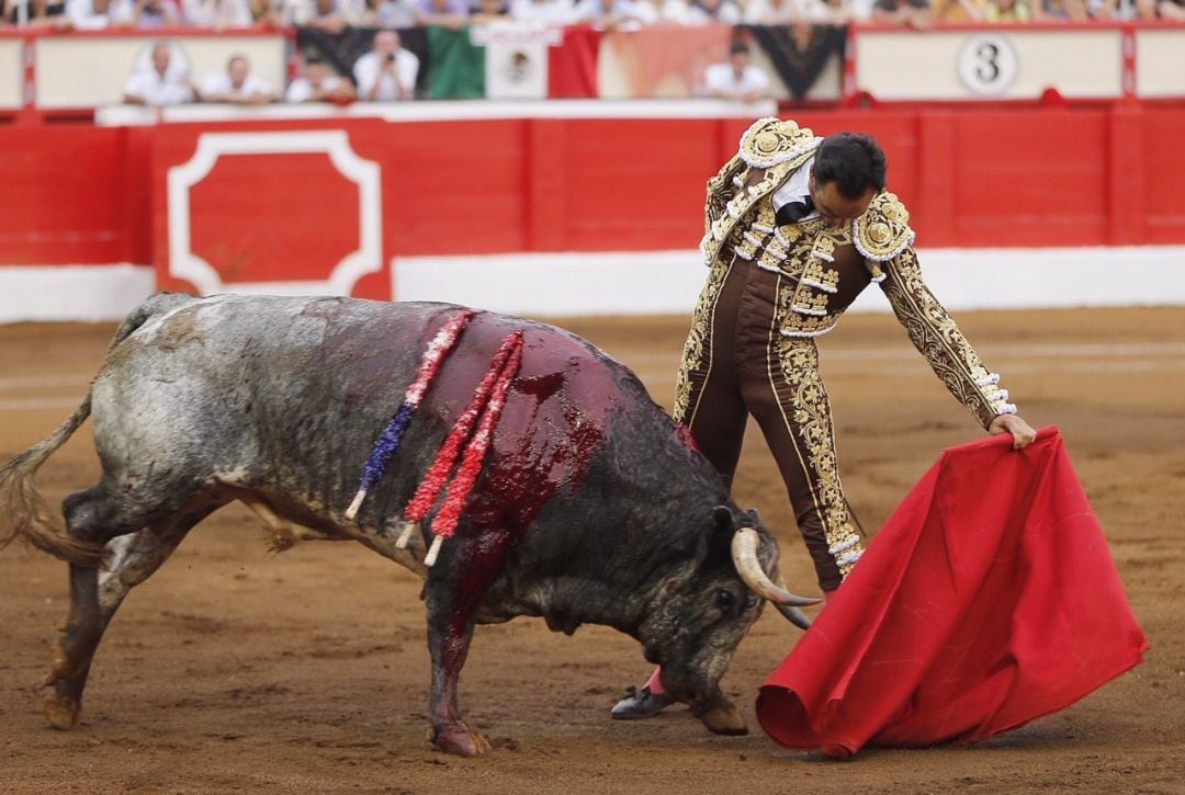 Manuel Jesús &#039;El Cid&#039;, en la imagen durante su reciente actuación en Santander, se despide este jueves de la afición de Huelva