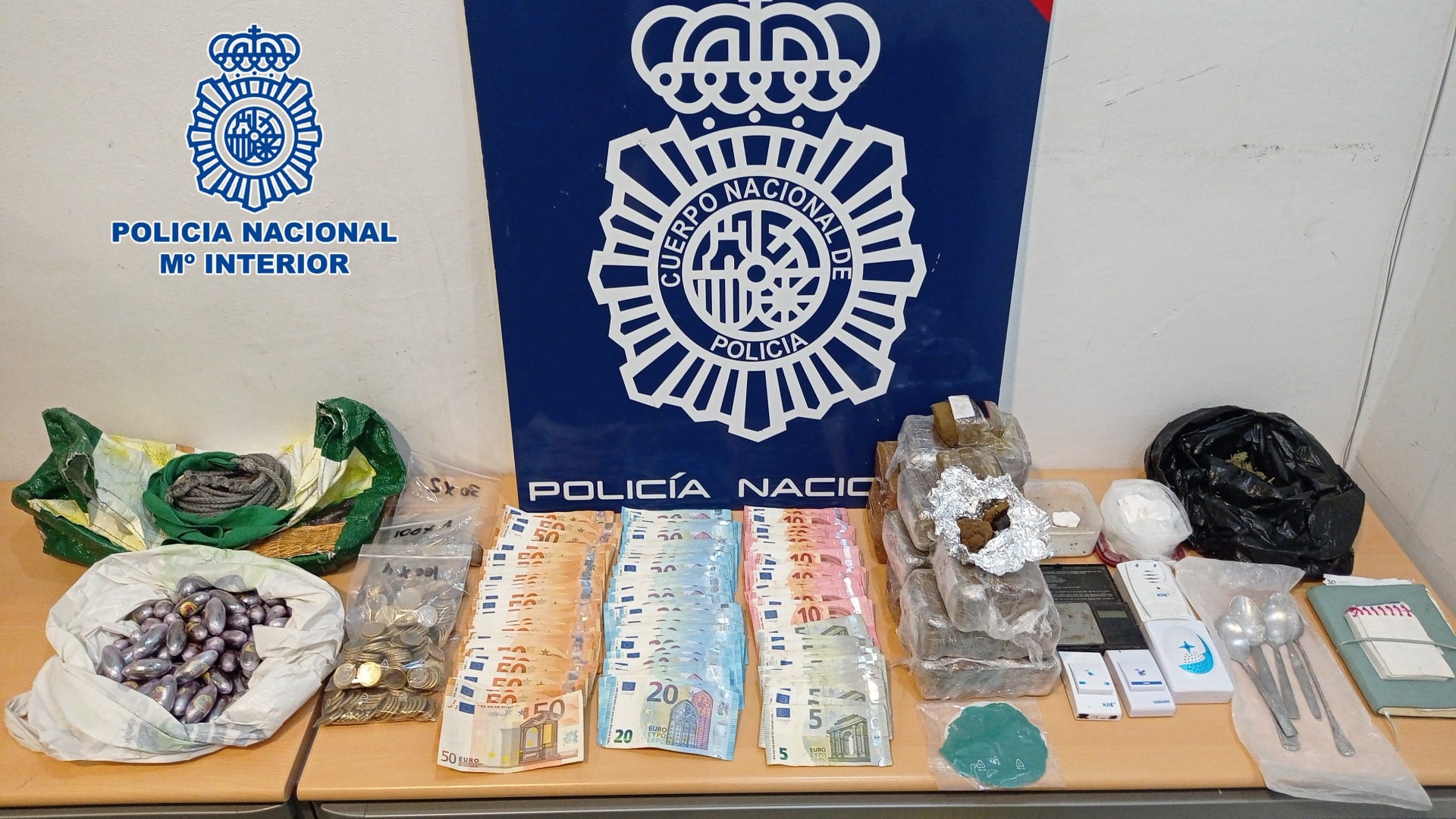 Droga incautada en Alcalá de Guadaira