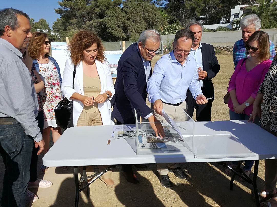 Un momento durante el acto de colocación de la primera piedra de Ses Planes
