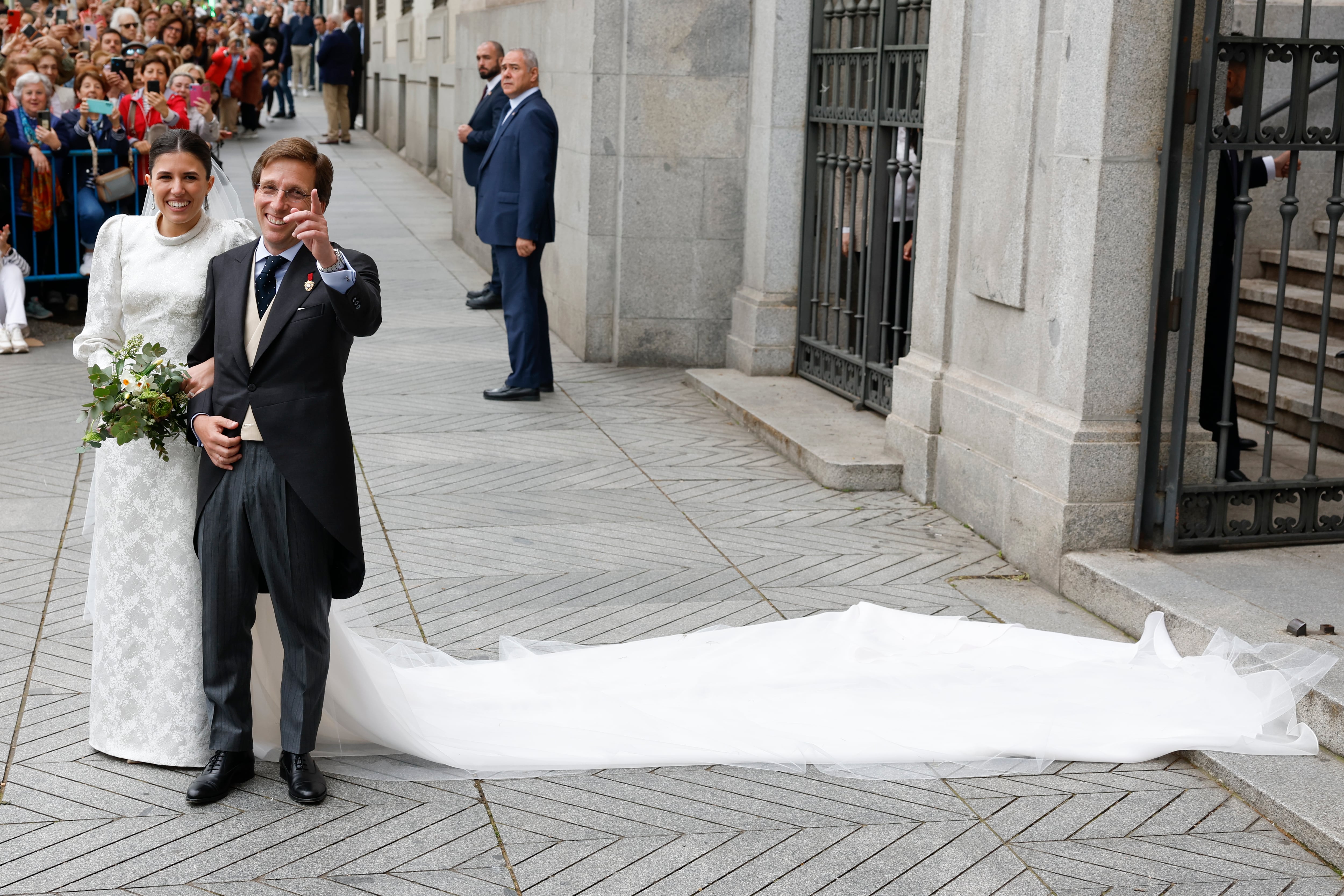 Las redes sentencian a Telemadrid por lo que ha hecho durante la boda de Almeida. EFE/J.J. Guillén