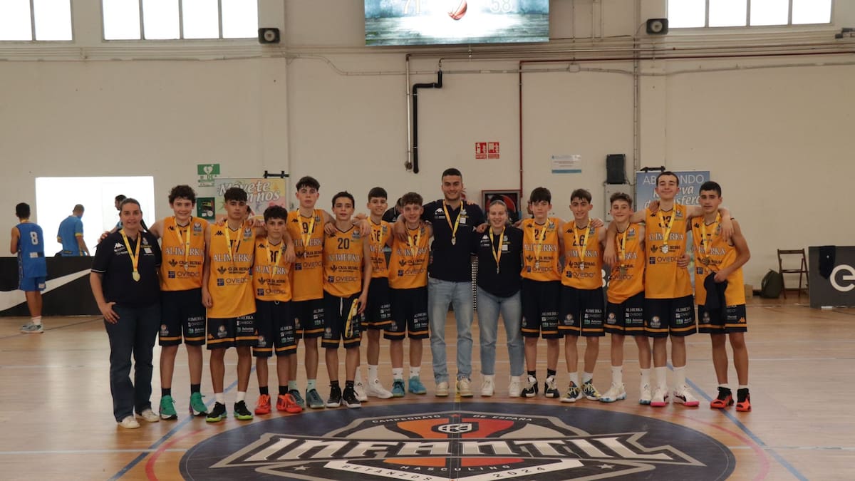 Hablamos con Pelayo Fuentes, entrenador de cantera del OCB