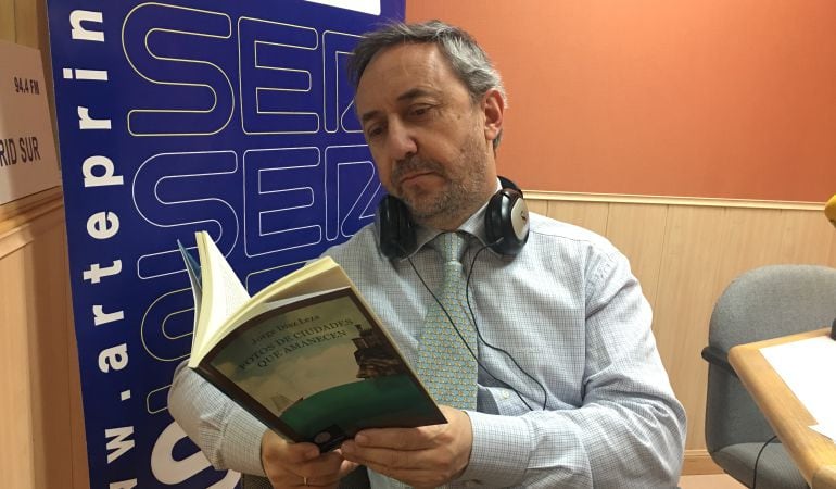 José Manuel Contreras en los estudios de SER Madrid Sur