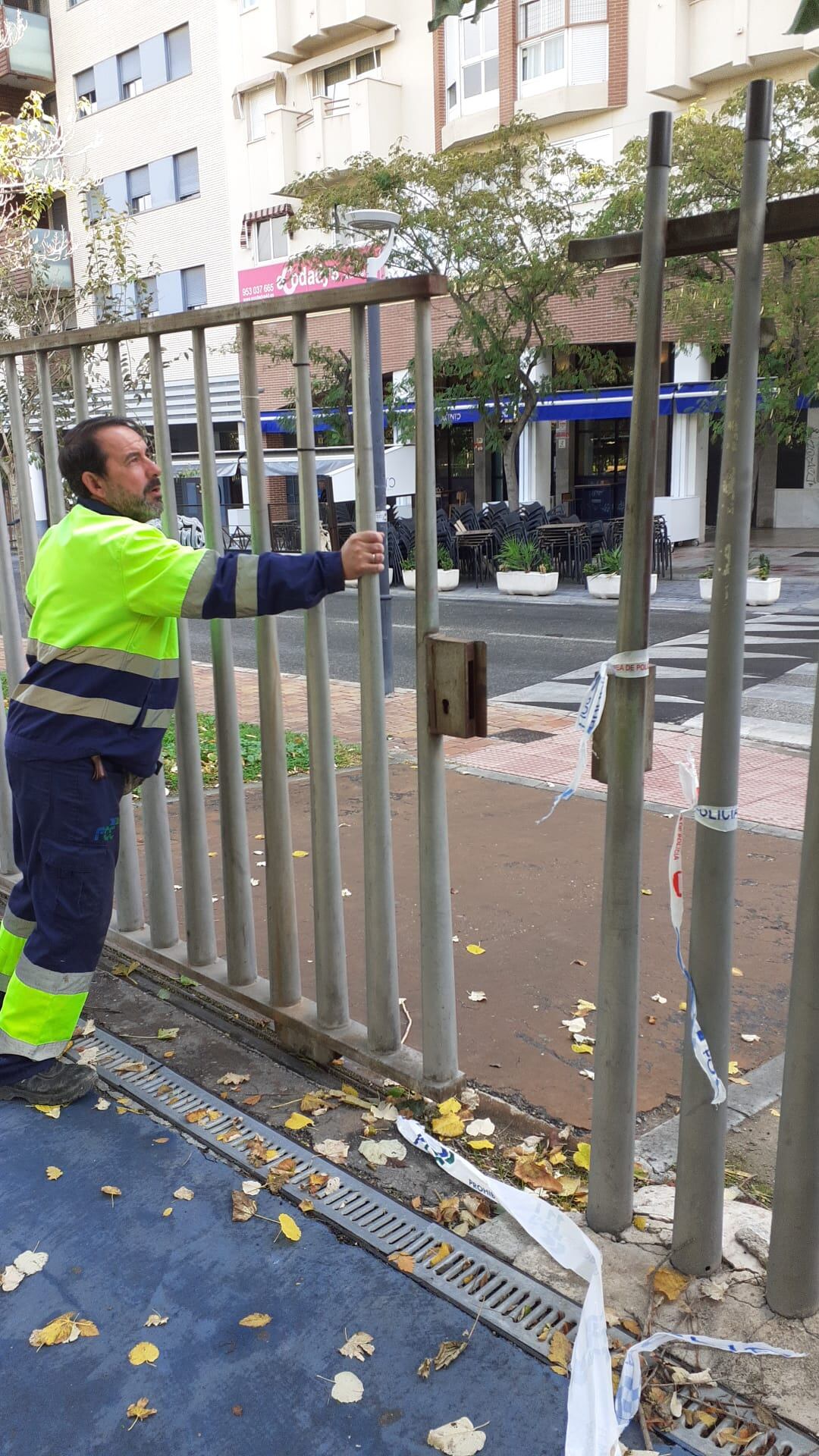 Cierre de los parques de la ciudad por la borras Ciarán