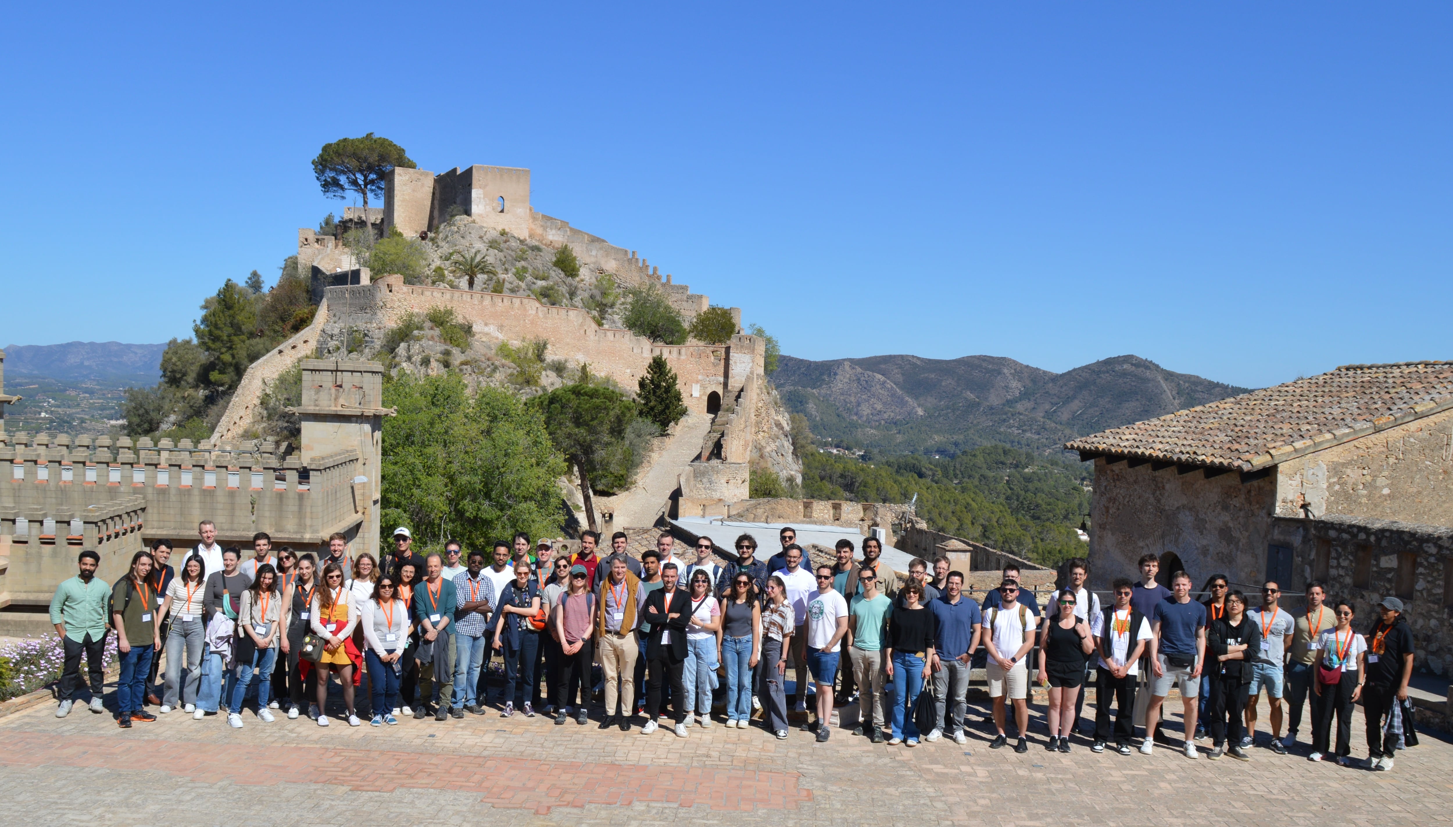 Visita de los científicos al Castillo de Xàtiva