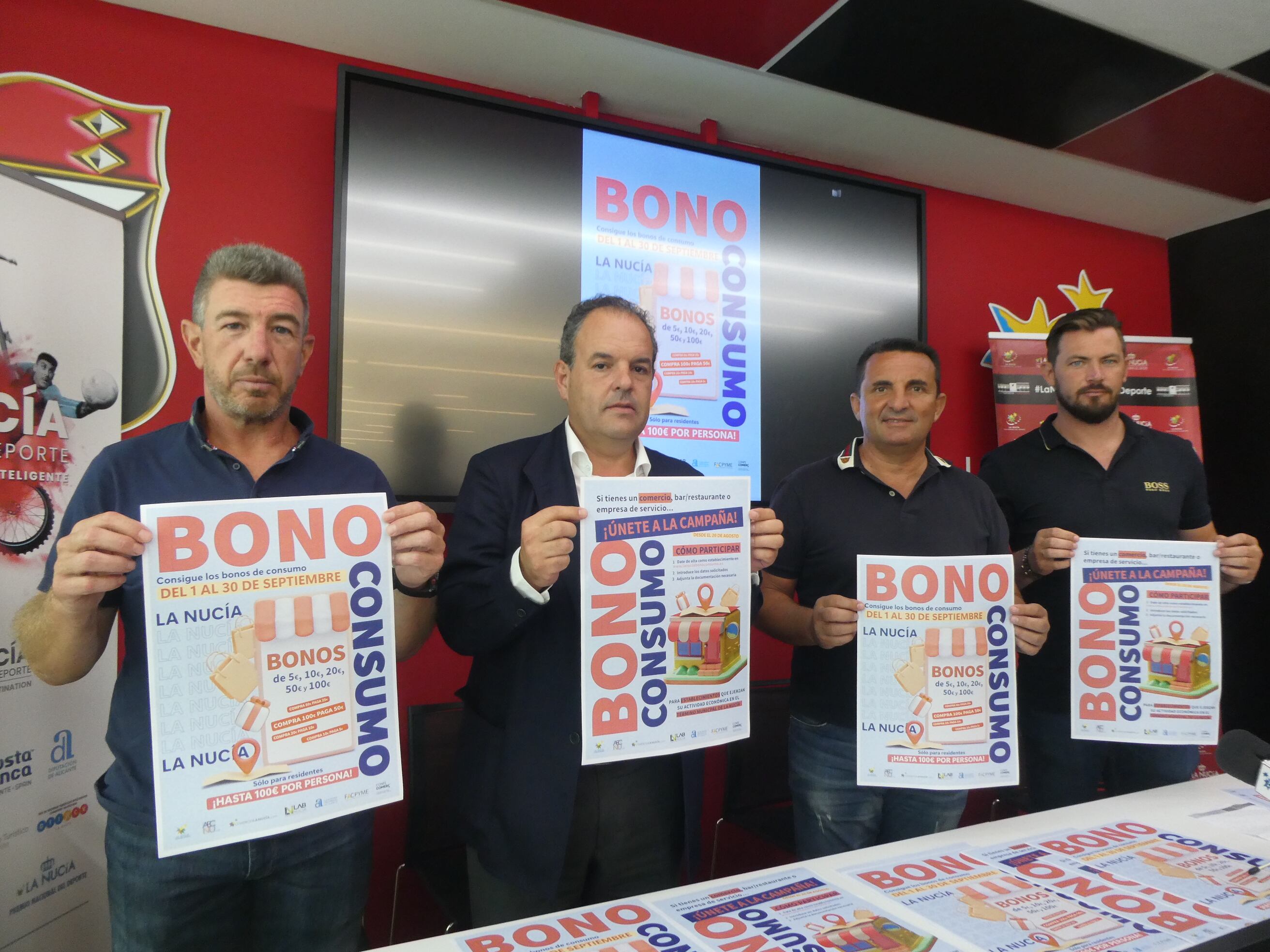 Carlos Baño, presidente de FACPYME, Juan Andrés Montiel, presidente de AECNU, Frederik Herweijer, concejal de comercio y Bernabé Cano, alcalde de La Nucía, en la presentación de los Bonos Consumo