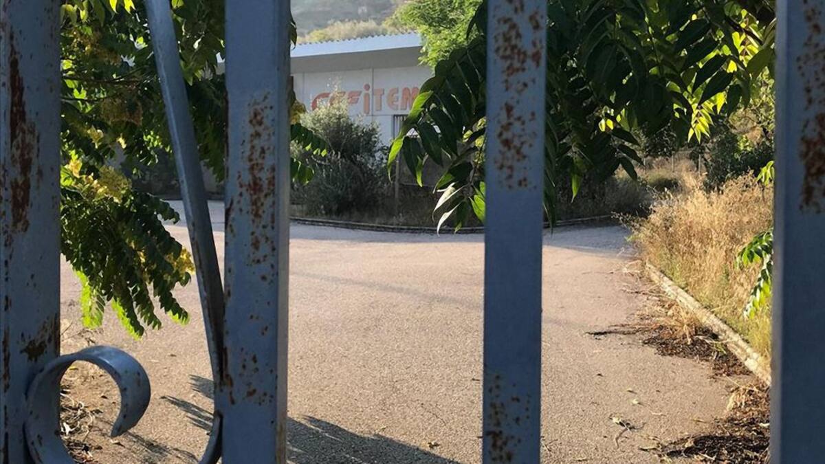 Francisco Ruiz, alcalde de Huelma: "Nuestros vecinos no entienden que el centro esté cerrado"