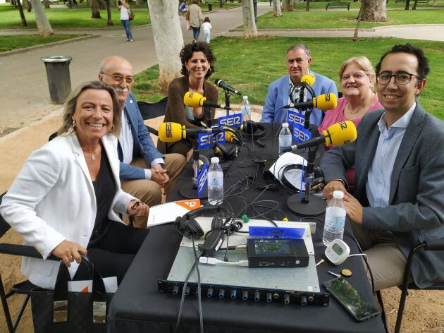 Hoy por Hoy Córdoba entrevista a la candidata a la alcaldía de Cs Córdoba desde los jardínes de Colón.