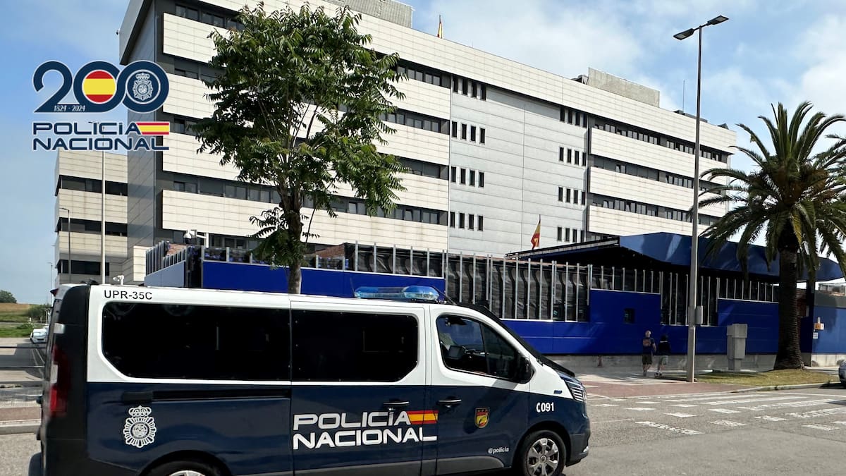 La Policía Nacional detiene a un joven de Santander por extorsionar a menores para obtener imágenes de carácter sexual