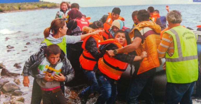 L'exposició sobre els refugiats es pot veure al pati de la Paeria de Lleida.