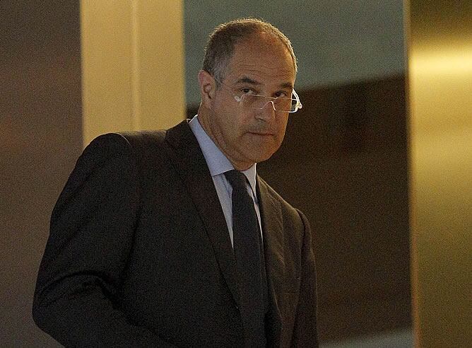 Zubizarreta, en el palco del Bernabéu durante la última visita del Barça al coliseo blanco