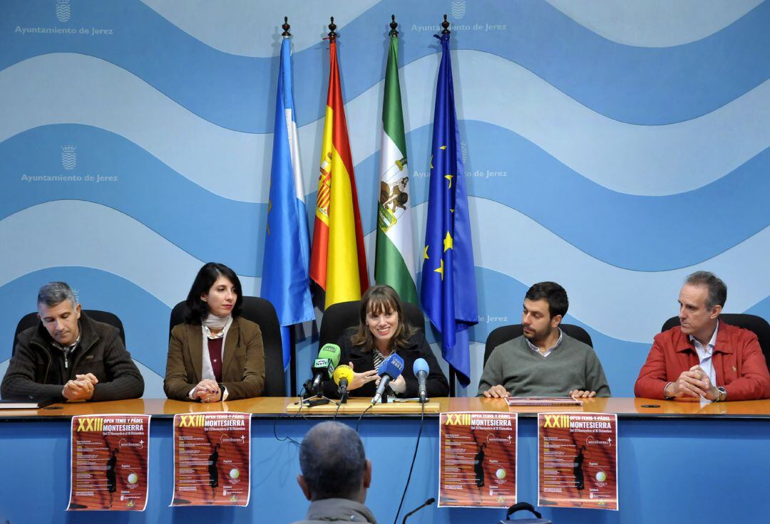 Presentación del Torneo Montesierra en el Ayuntamiento de Jerez 