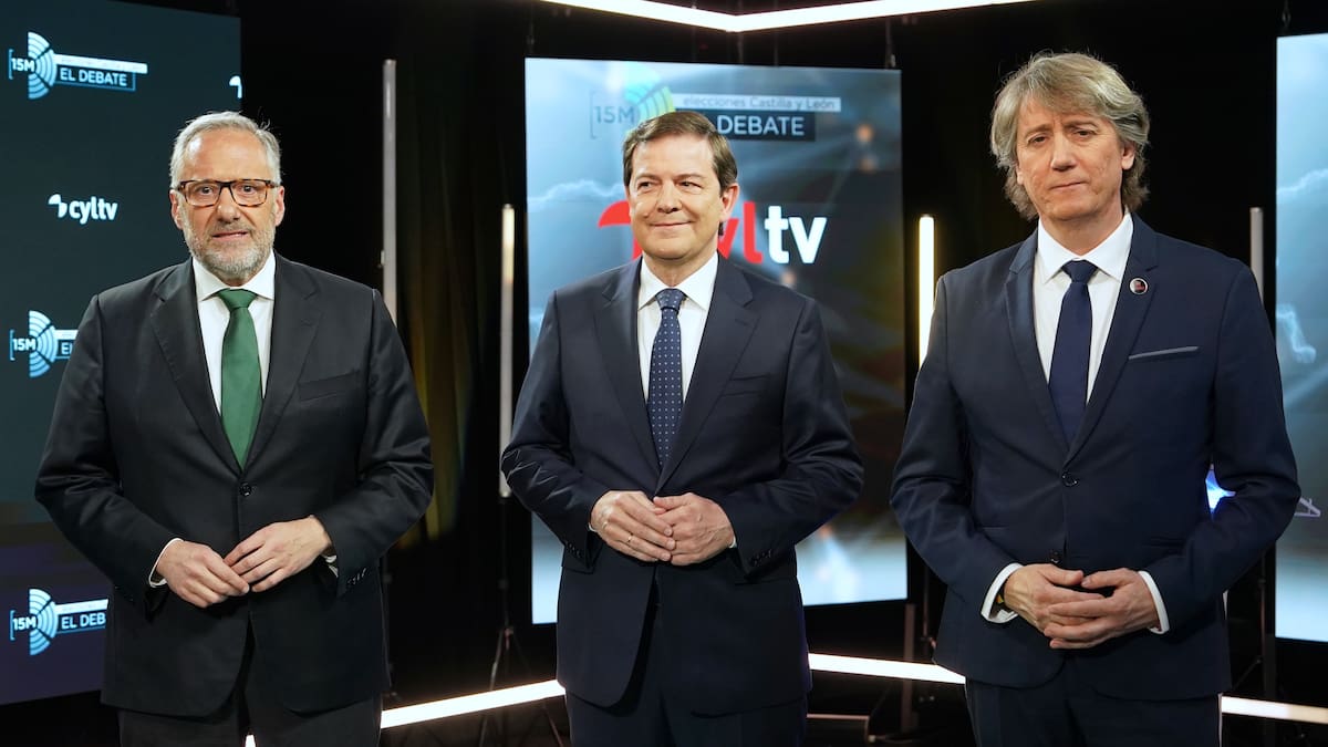 Desayuno en familia, sin despertador o cuidar de los nietos: así pasan la jornada de reflexión los candidatos a las elecciones en Castilla y León