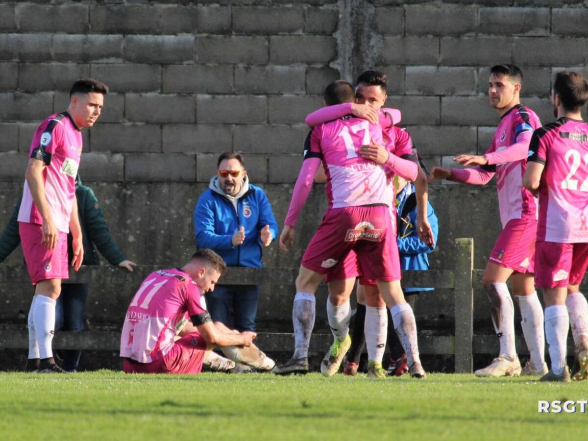 La Gimnástica se coloca a 5 del Laredo tras la derrota pejina en El Ansar
