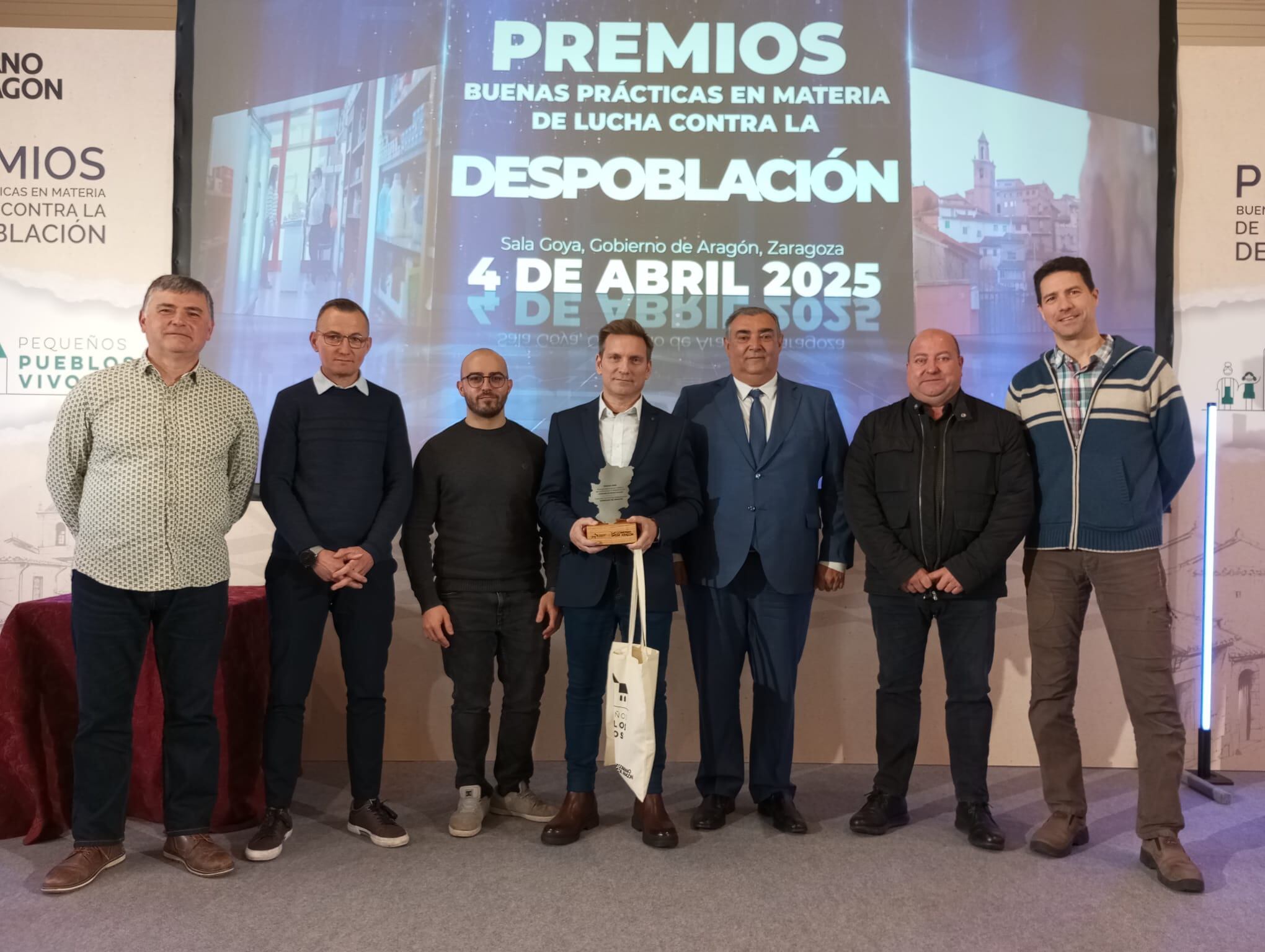 RED Onsella recibe el premio a las buenas prácticas en materia de lucha contra la despoblación en categoría de entidades locales