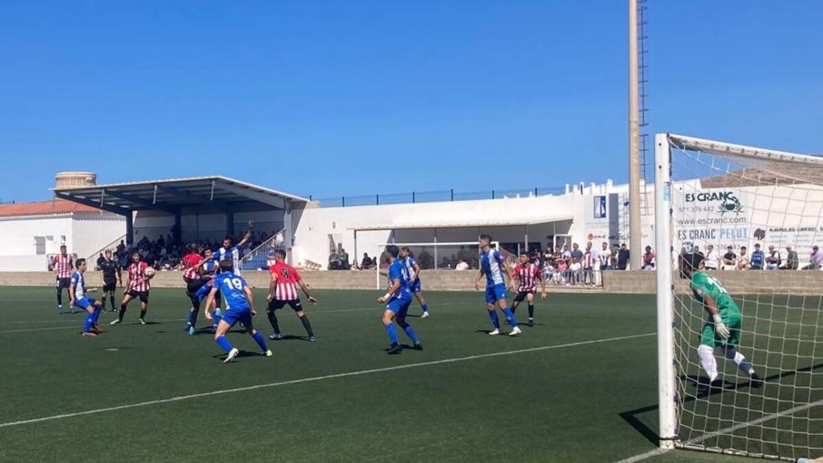 El Mercadal suma el seu primer punt a la lliga