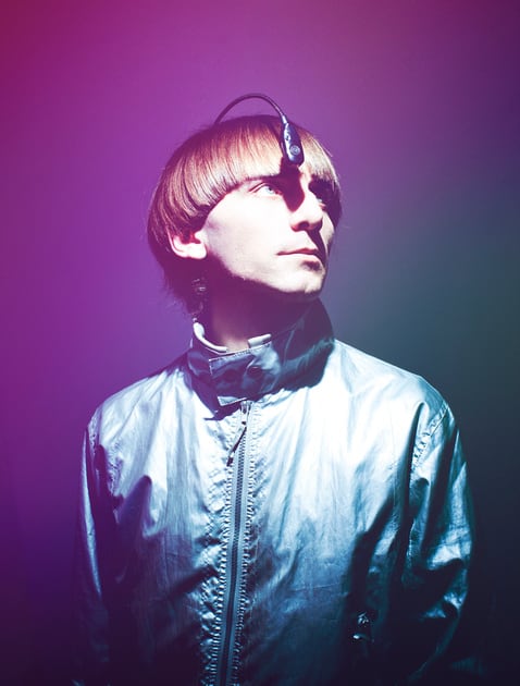 Neil Harbisson es el primer ciborg del mundo reconocido por un gobierno