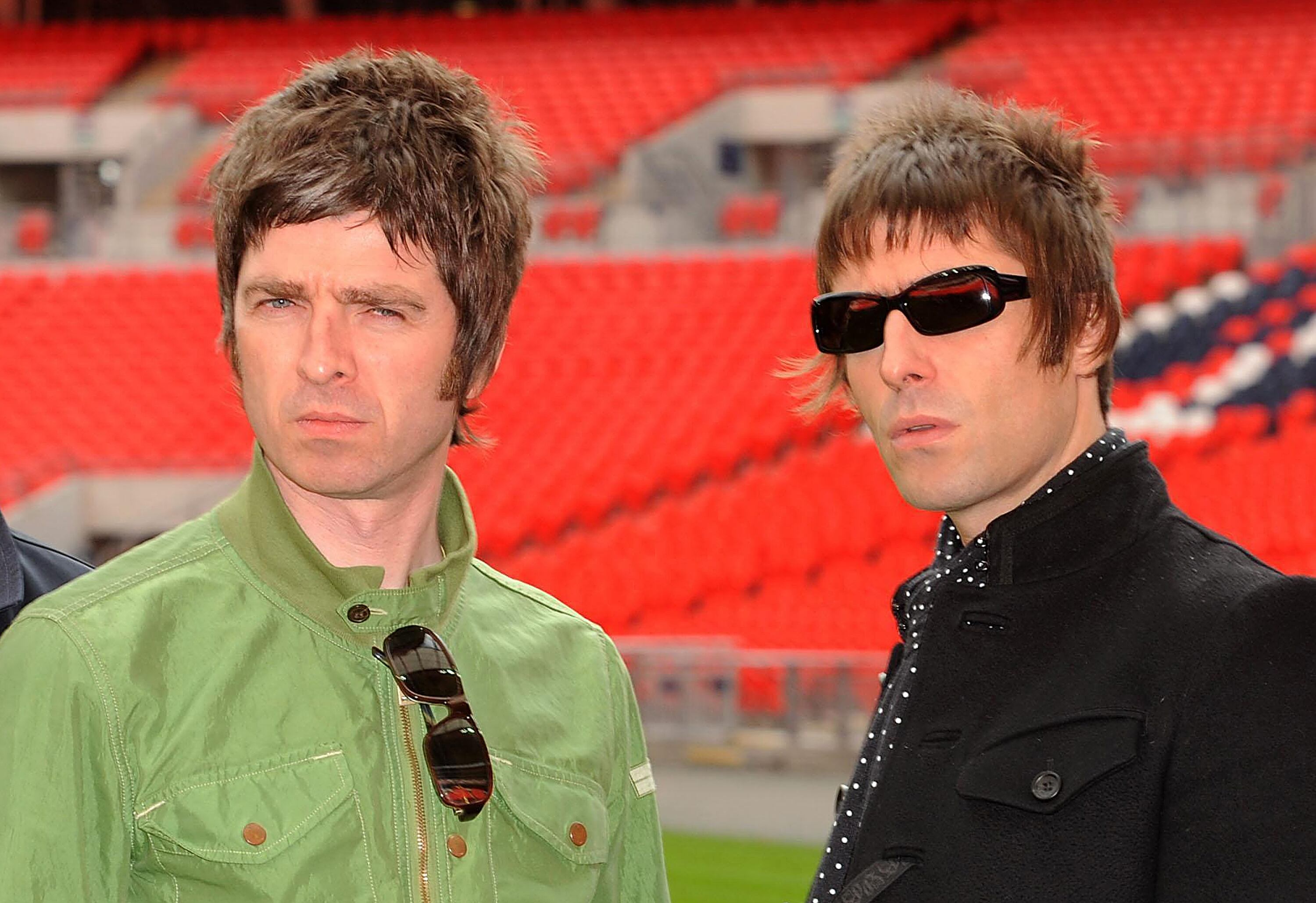 Sesión de fotografías de Oasis en Wembley.