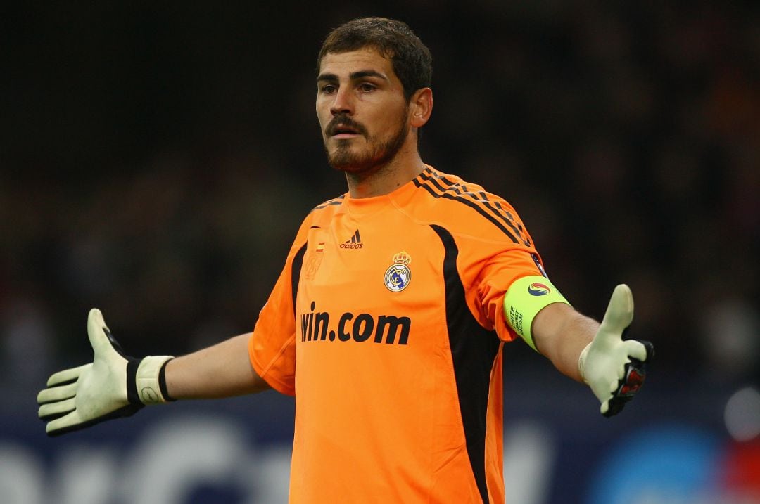 Iker Casillas, durante un partido con el Real Madrid