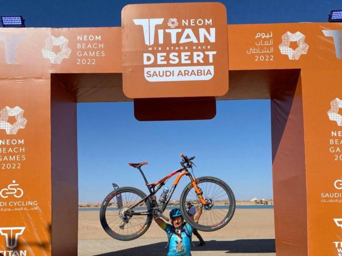 Bikestore Almería triunfa en la Titan Desert Arabia