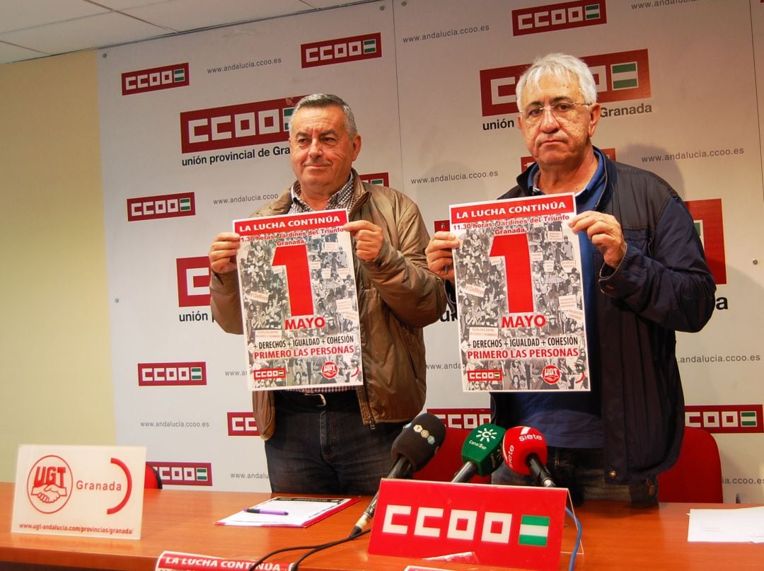 Juan Martín (i) y Ricardo Flores, secretarios provinciales de UGT y CCOO en Granada, respectivamente