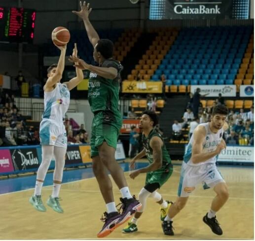 L&#039;Hestia va dominar al marcador en tot moment sense deixar cap marge a una possible remuntada del La Roda.