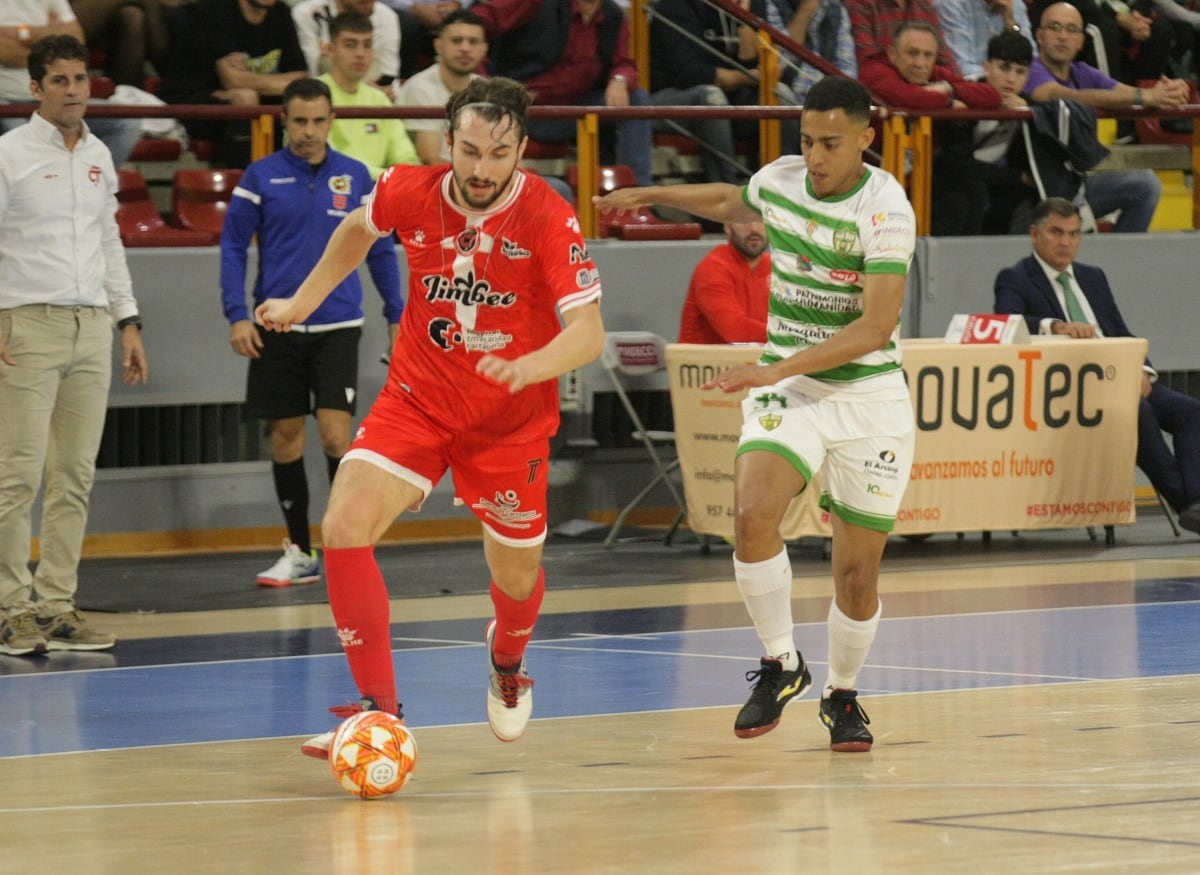 Javi Mínguez durante el partido de ida