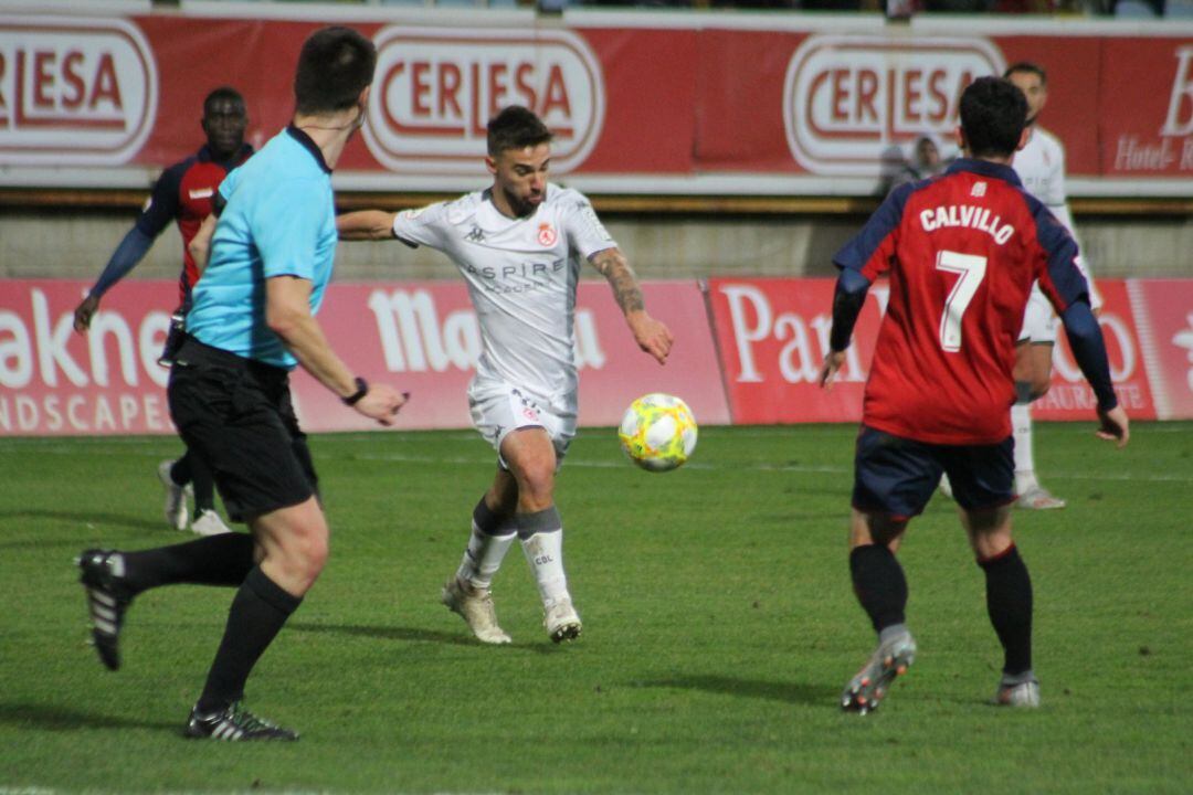 Ni Sergio Marcos ni el resto de atacantes encontraron el camino en el Reino