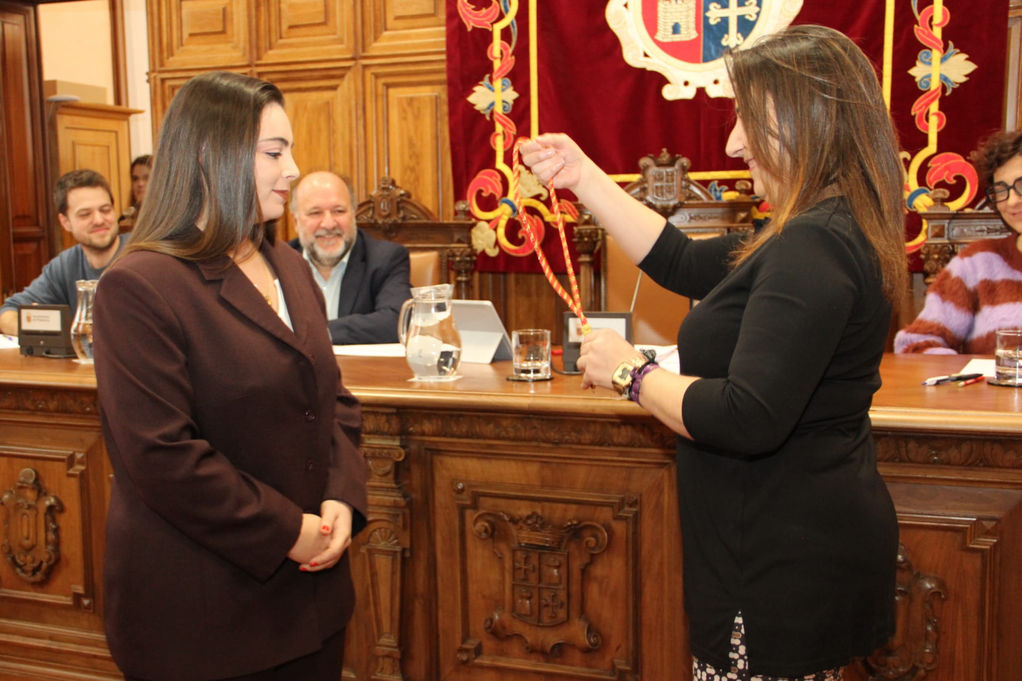 Leire Montero toma posesión como nueva concejal del Ayuntamiento de Palencia