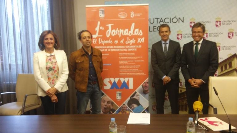 Acto de presentación de las jornadas &quot;El Deporte en el Siglo XXI&quot;