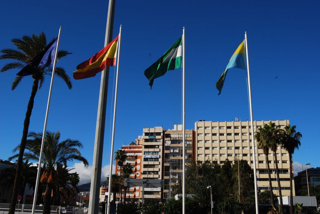 El edificio que alberga el Hotel Almar de Algeciras