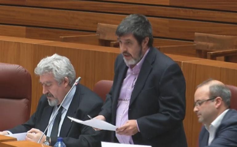 Manuel Mitadiel, en su pregunta