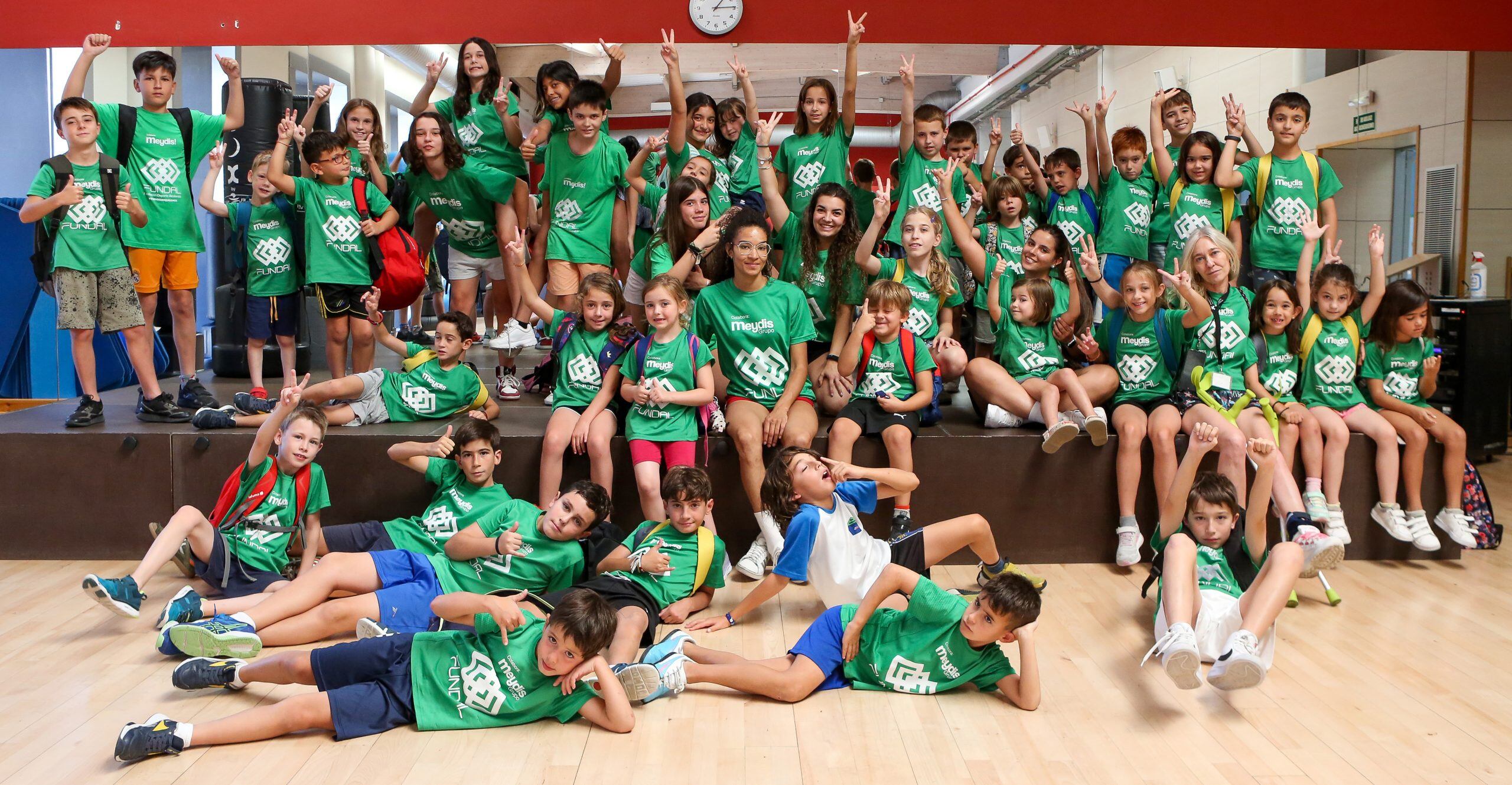 Niños disfrutando de los campus de FUNDAL