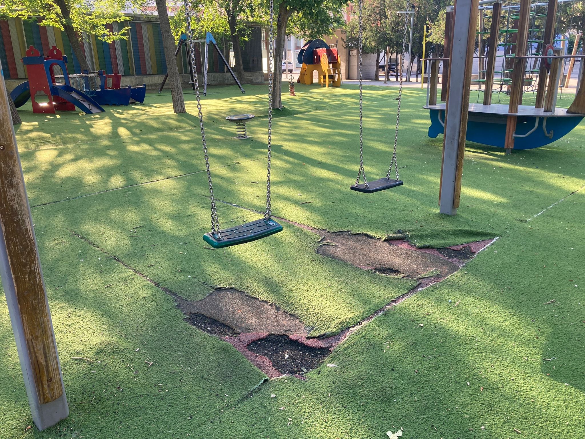 El acuerdo entre ¡Vamos Palencia! y PSOE impulsa la mayor inversión en parques infantiles en años