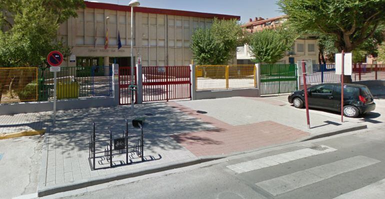 El desfile del colegio San Antón condicionará el tráfico en la zona