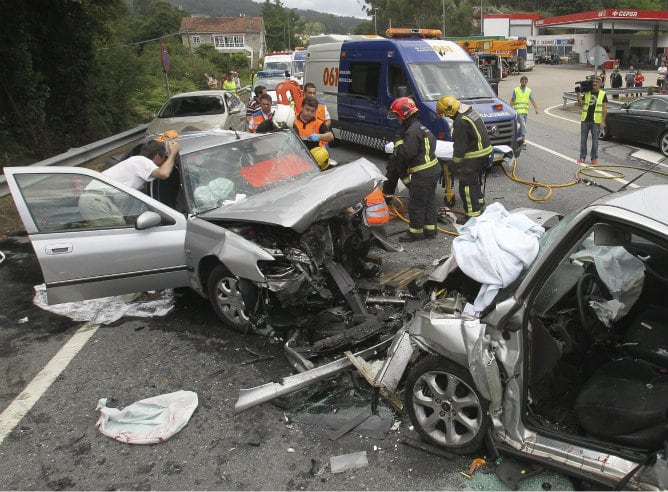 Choque frontal en Vilaboa (Pontevedra)