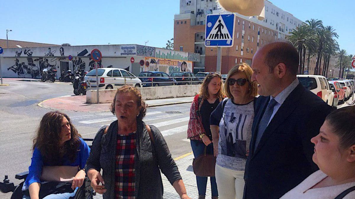 El PP promete un plan de choque en barrios, de alcanzar la alcadía de Cádiz