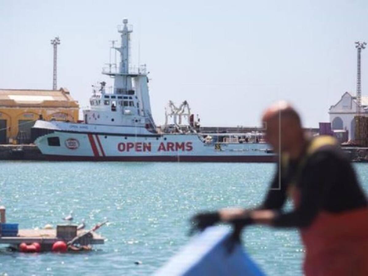 El Gobierno pide a la Junta 'comprensión mutua' ante la crisis migratoria