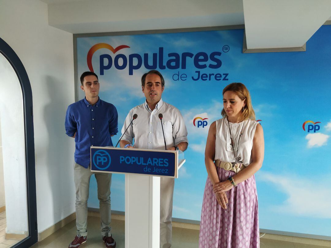 Antonio Saldaña, portavoz del PP de Jerez, en rueda de prensa