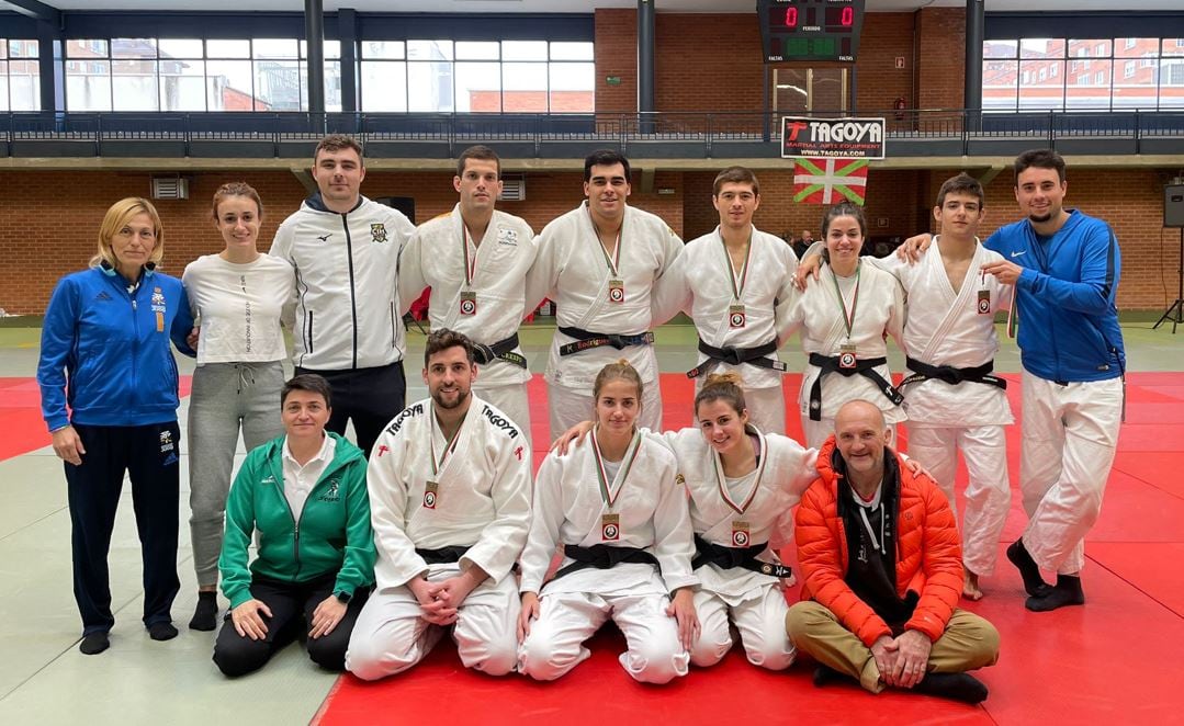 Deportistas aragoneses participantes en la Fase Sector Norte en Vitoria