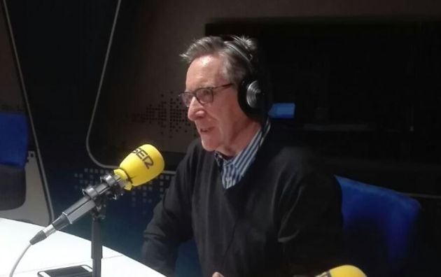 Iñaki Gabilondo, durante el programa especial de &#039;Hora 25&#039; desde San Sebastián.