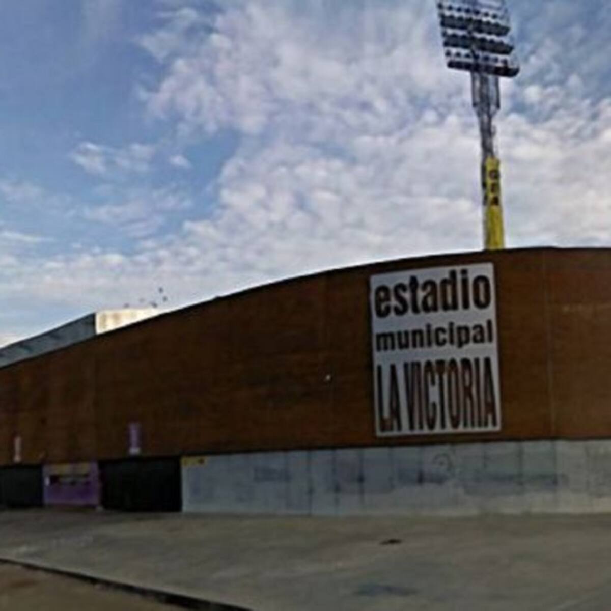 Licitadas por 1,4 millones de euros las obras de urbanización del entorno del campo de La Victoria
