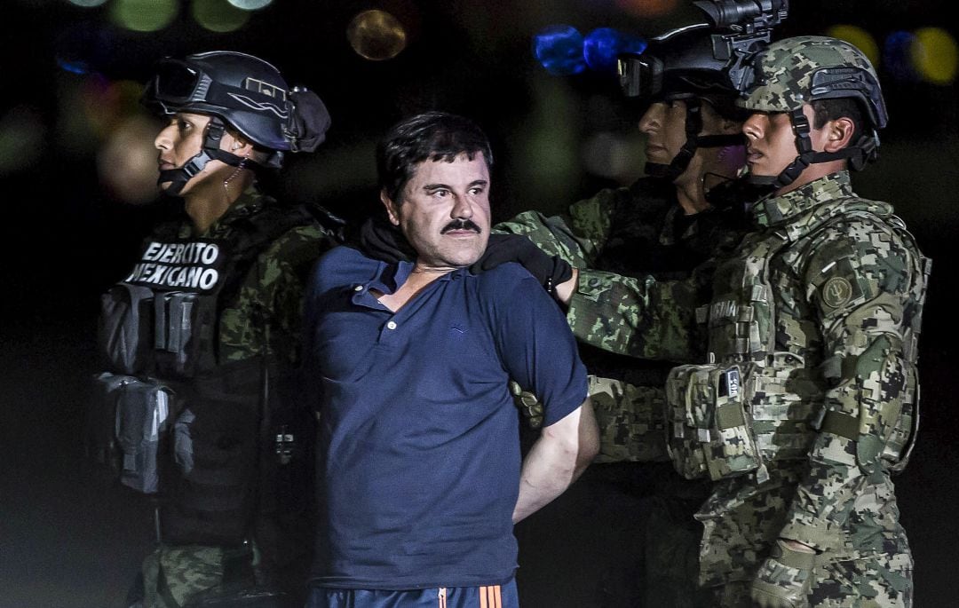 El Chapo, detenido en una imagen de enero de 2016.