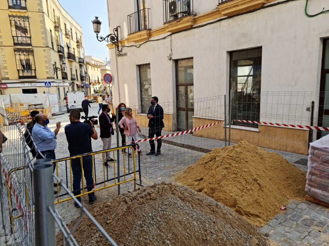 Mamen Sánchez visitando las obras del centro de Jerez