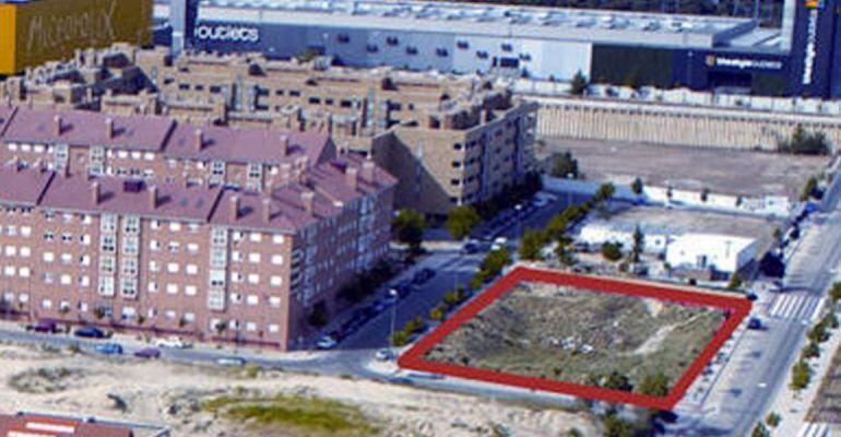 Parcela donde debería ubicarse el Centro de Salud de Dehesa Vieja